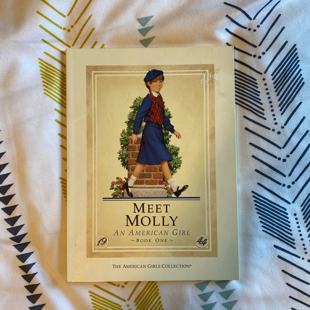 💖📚4 for $20📚💖 Meet molly